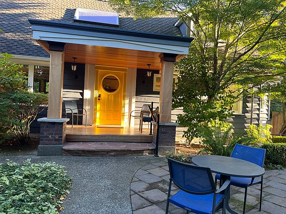 2nd image of 1735 NE 106th St #1