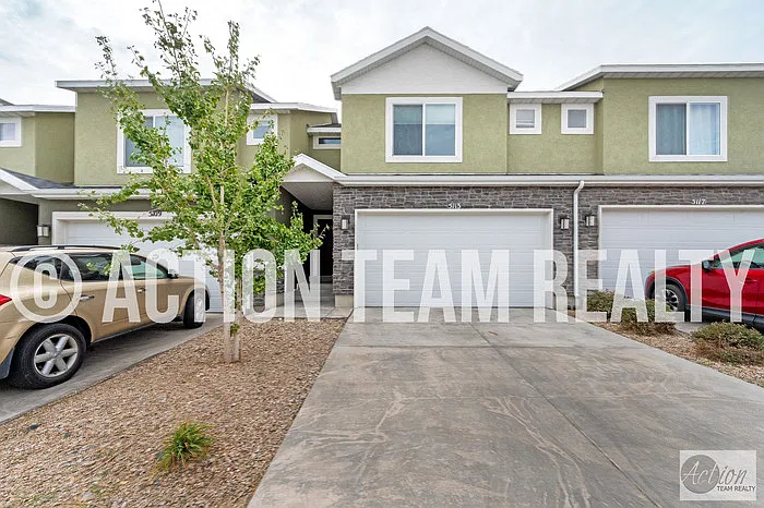 4 bed, 3.0 bath, 2025 sqft, $2,375 — Photo 1