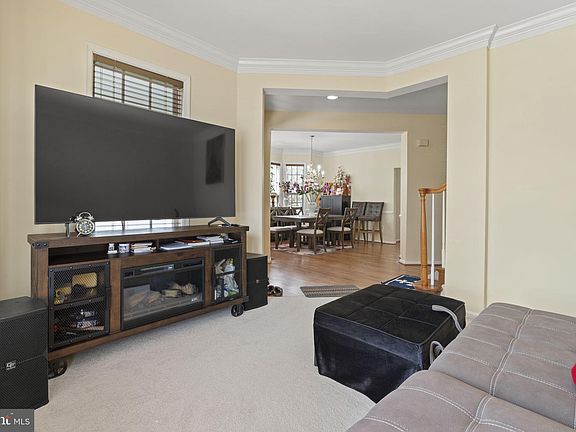 4th image of 45838 Oak Branch Ln