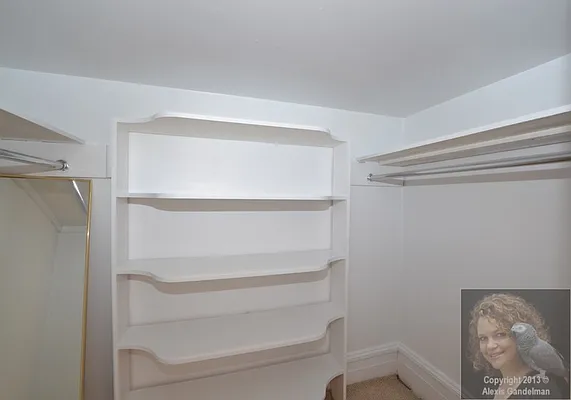 Sold by New York Residence | media 22