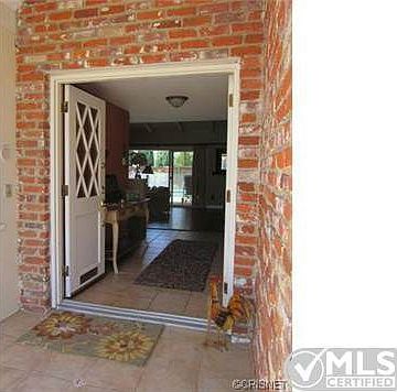 5th image of 22979 Darien St