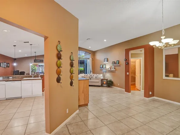 17616 SW 10th Street, Pembroke Pines, FL 33029