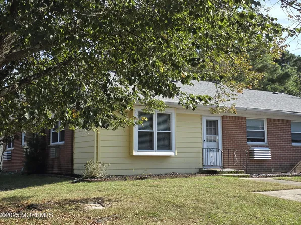 5 Alden Court #A, Whiting, NJ 08759