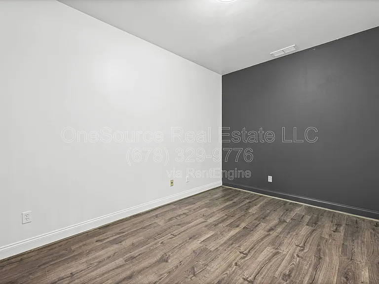 12030 Stone Brook Cv — Photo 29