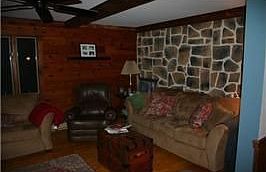 4th image of 471 Fisher Ln