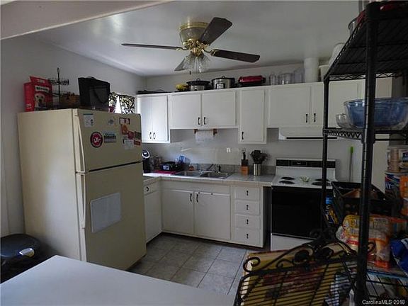 4th image of 6800 Covecreek Dr