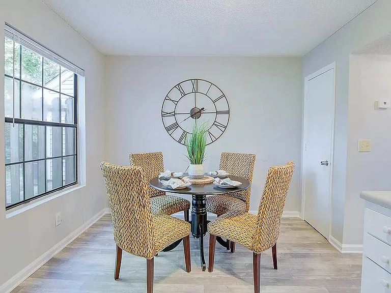 Flexible Dining Space with Oversized Windows