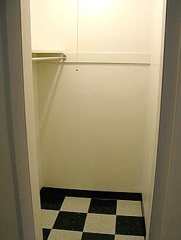 4th image of 50 W Oakland Ave APT 28