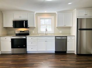 381 Privilege St #2R, Woonsocket, RI 02895