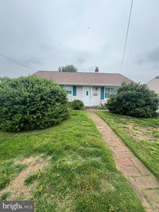 44 Midway Ln, Bellmawr, NJ, 08031