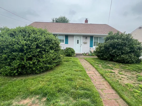 44 Midway Ln, Bellmawr, NJ 08031