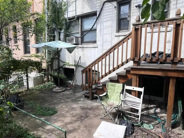 1830 Madison Street image 3 of 7