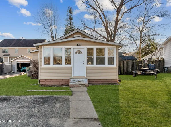 333 Tiller Avenue, Beachwood, NJ 08722