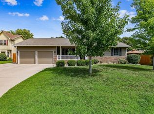110 N Lioba Dr, Andover, KS 67002