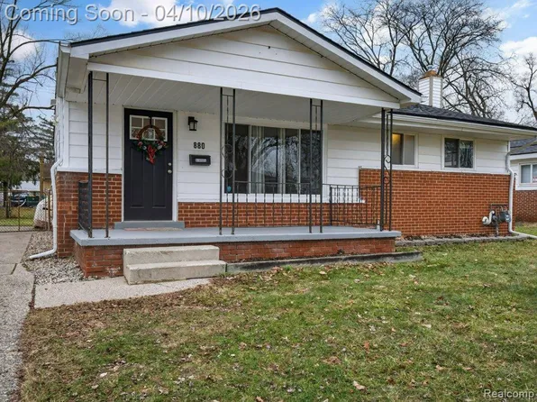 880 Nash Ave, Ypsilanti, MI 48198