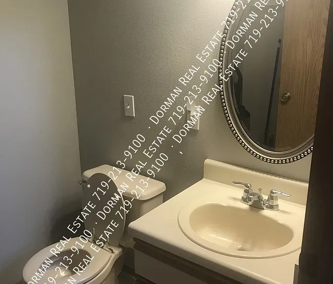 7931 Lexington Park Dr — Photo 11