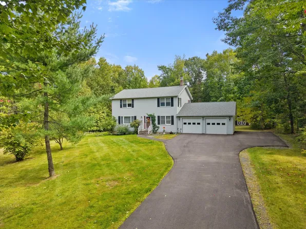 1057 Sunset Avenue, Glenburn, ME 04401