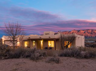 7004 Loma Larga Rd, Corrales, NM 87048