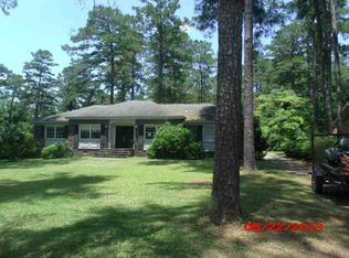 311 Tuxedo Dr, Thomasville, GA 31792
