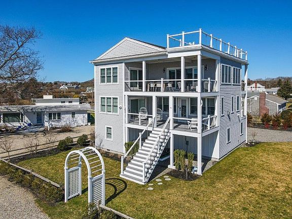 3rd image of 75 Bywater Court