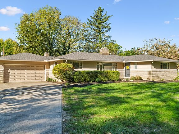 4th image of 4249 Edgehill Dr