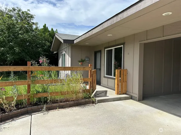 2969 Riviera Boulevard, Malaga, WA 98828