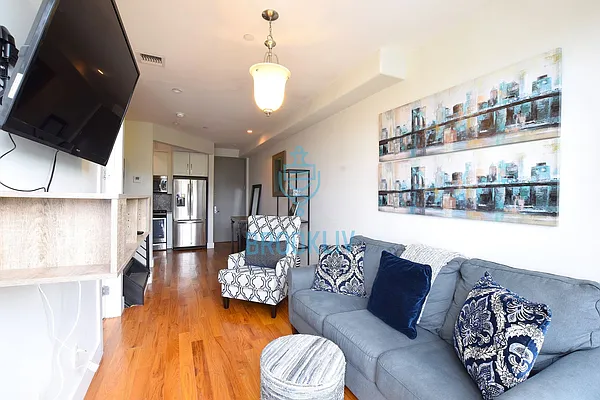 Rented by null | media 40