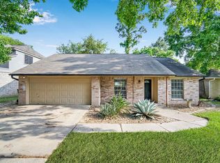 1916 Hunnington Dr, Conroe, TX 77303