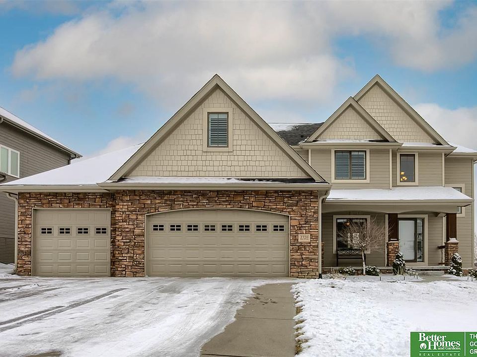 1st image of 2720 N 175th Ave