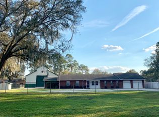 4918 Log Cabin Dr, Lakeland, FL 33810