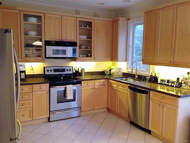 1st image of 21 Faith Ln #21