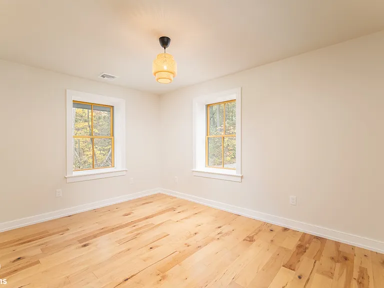 232 W Shore Dr — Photo 29