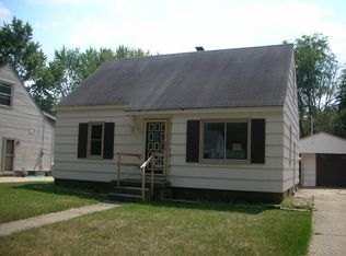 1817 Crestbrook Ln, Flint, MI 48507