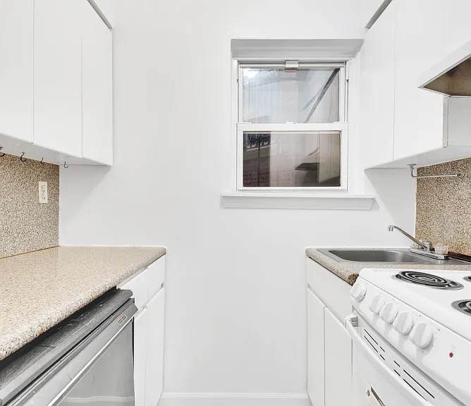 53 W 76th St #4B — Photo 5