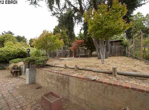 5th image of 738 Colusa Ave