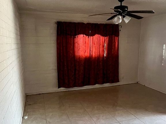 4th image of 1127 Eastwood Dr