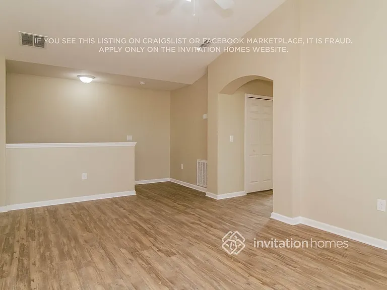 1455 Litchfield Dr — Photo 7
