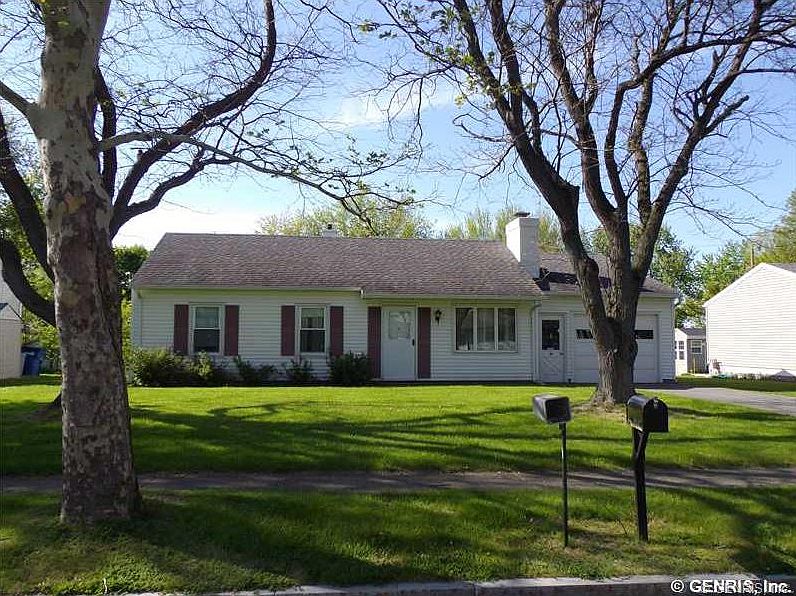 1st image of 98 Seneca Dr