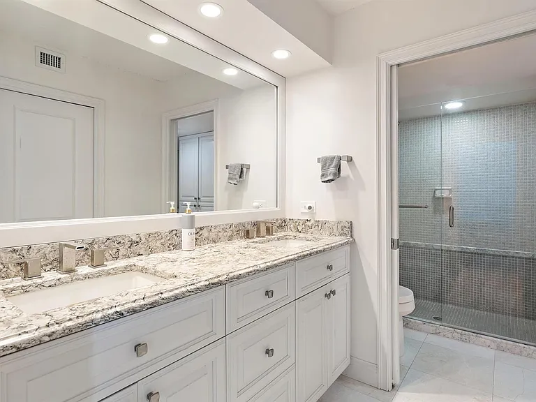 5380 N Ocean Dr #19E — Photo 11