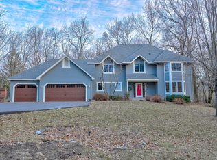 2111 Legion Ln N, Lake Elmo, MN 55042