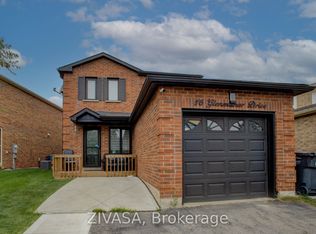 16 Glenmanor Dr, Brampton, ON L6Z3Z3