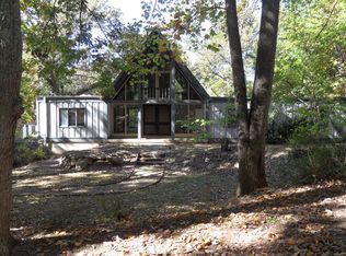 117 Falcon Dr, Charlottesville, VA 22901