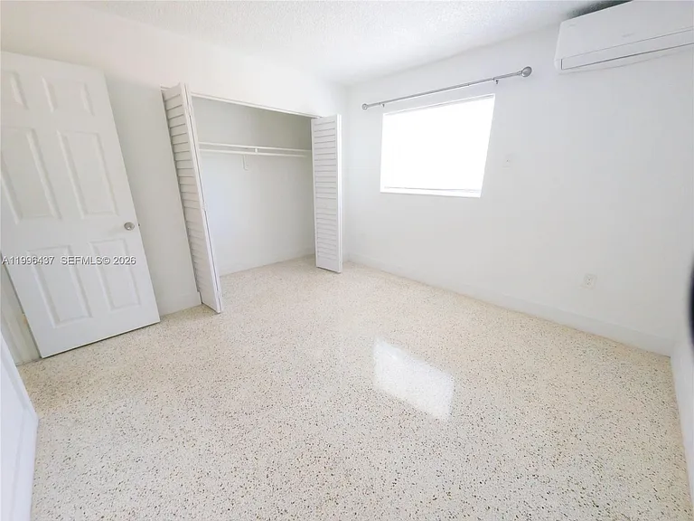 3050 NW 21st Ave #9 — Photo 8