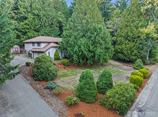 4417 NW Cascade St, Silverdale, WA 98383