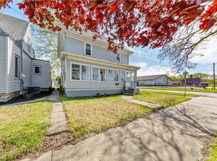 727 2nd St NW, Faribault, MN 55021