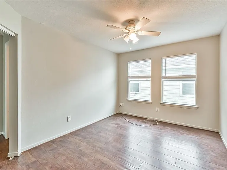 9845 Youpon Ridge Way — Photo 11