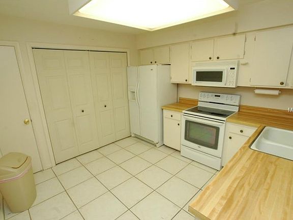 2nd image of 4164 Pinelake Ln APT 101
