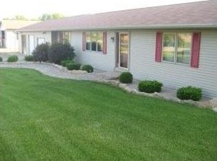 8203 State Highway B, Oconto Falls, WI 54154