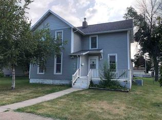 910 N 7th Ave, Washington, IA 52353