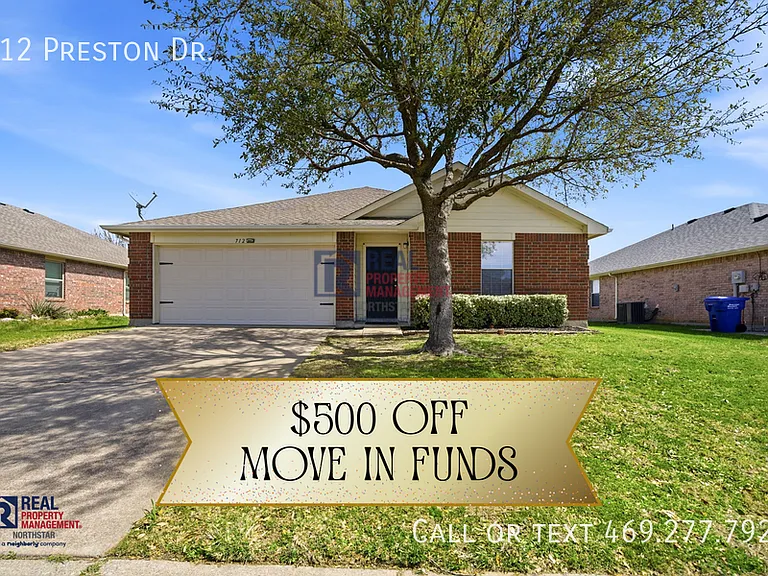 712 Preston Dr — Photo 1